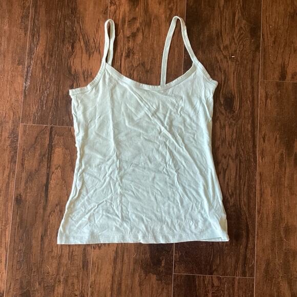 Old Navy First-Layer Fitted Cami Tank Top - Picture 3 of 6